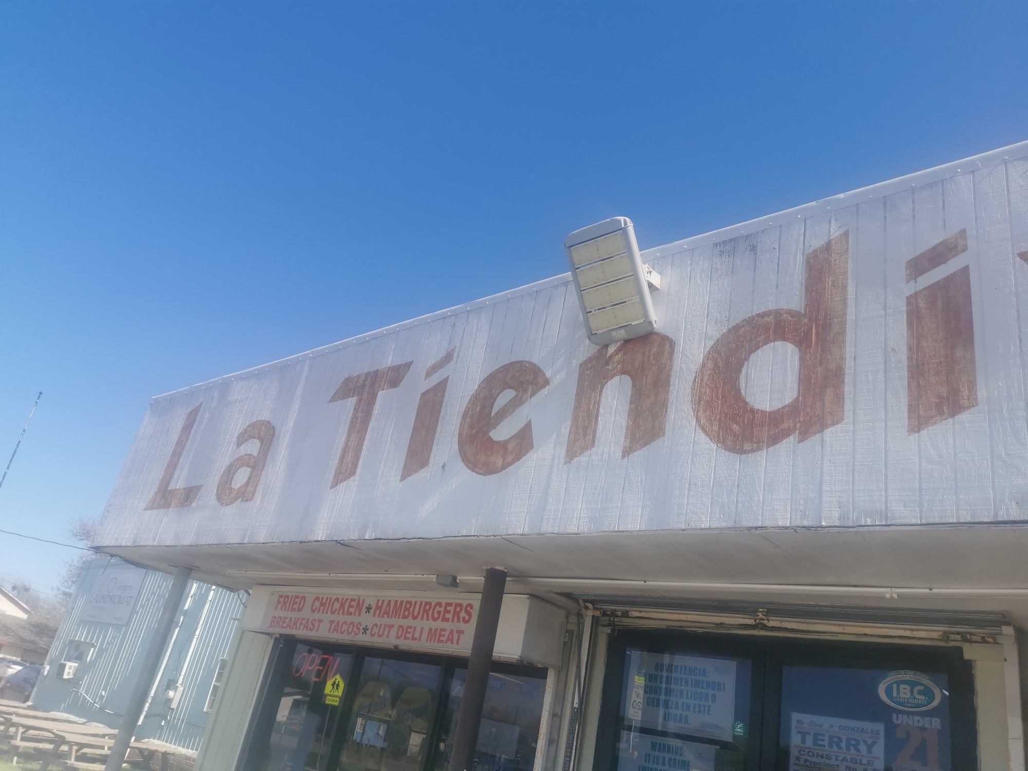 La Tiendita Food & Beverage