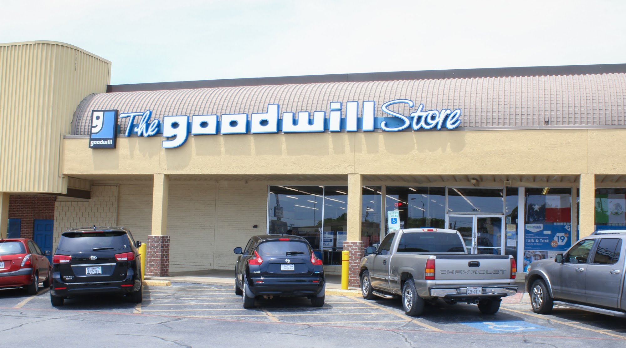 Goodwill Store - Haltom City