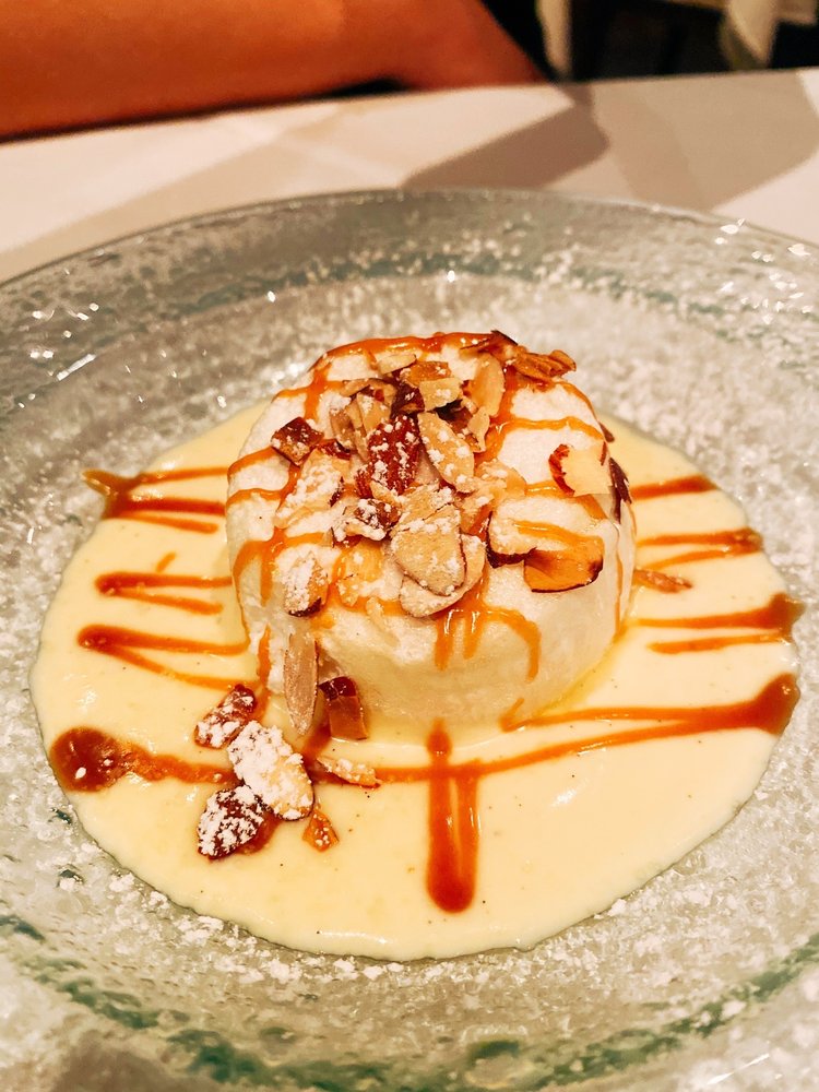 Etoile Cuisine Et Bar 1101-11 Uptown Park Blvd, Houston