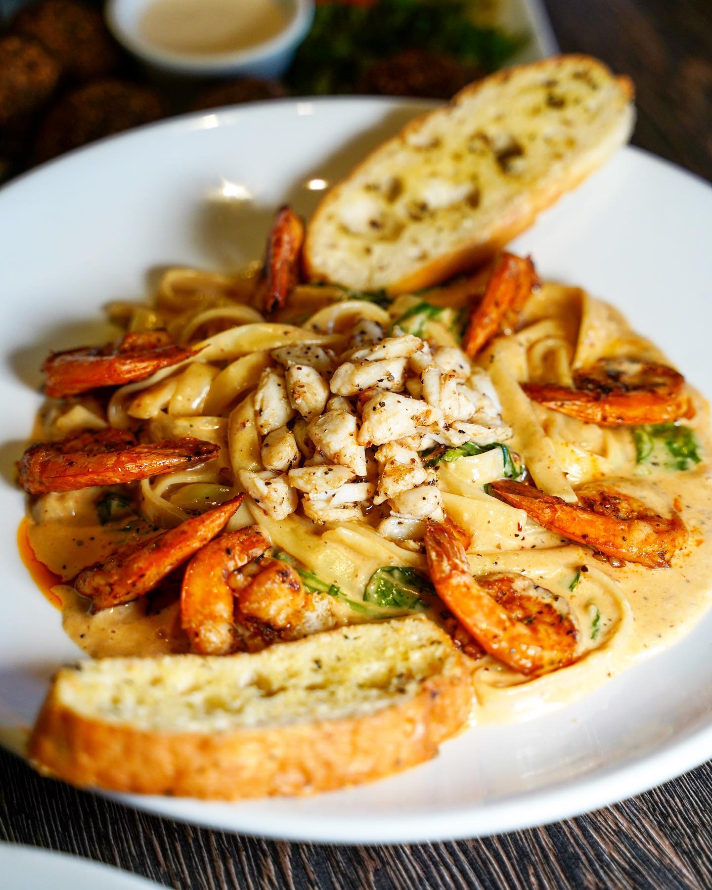 Mezza Grille 6100 Westheimer Rd, Houston
