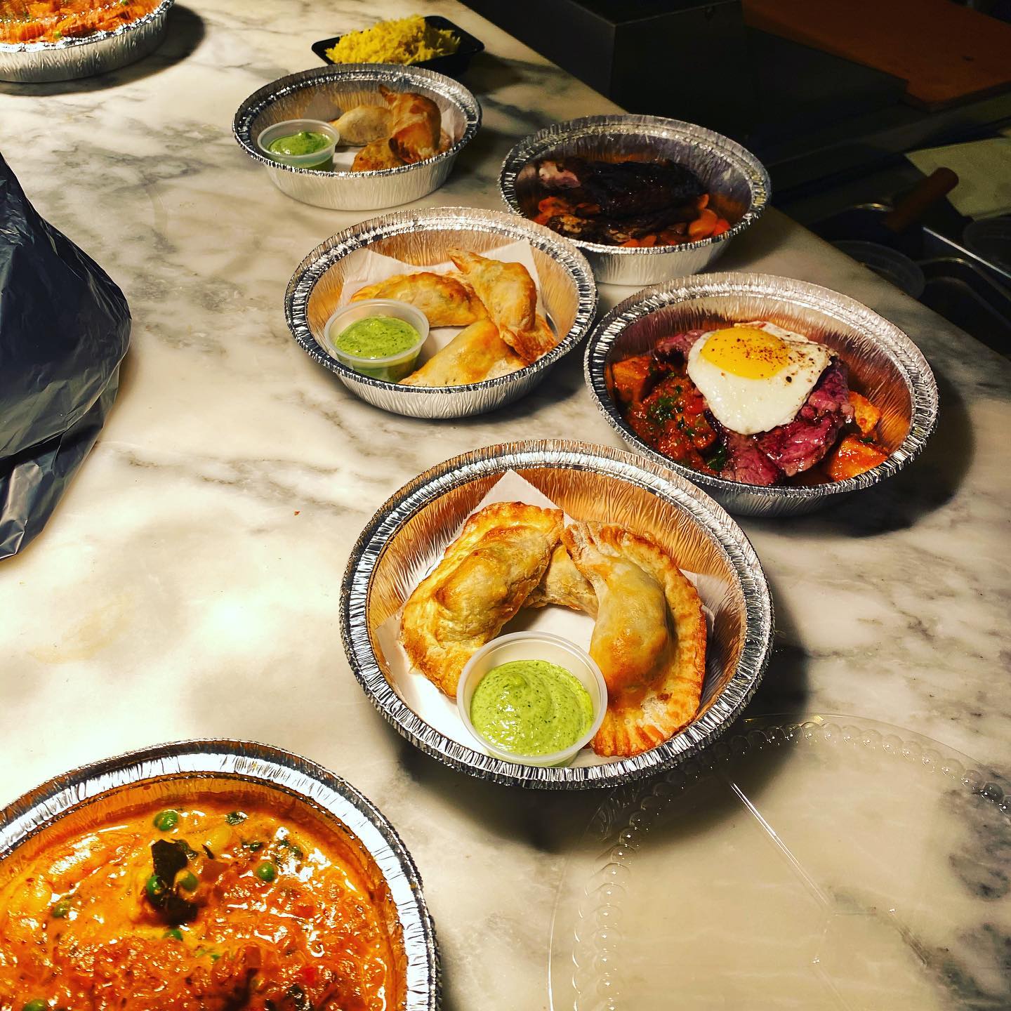 Oporto Fooding House & Wine 125 W Gray St #500, Houston