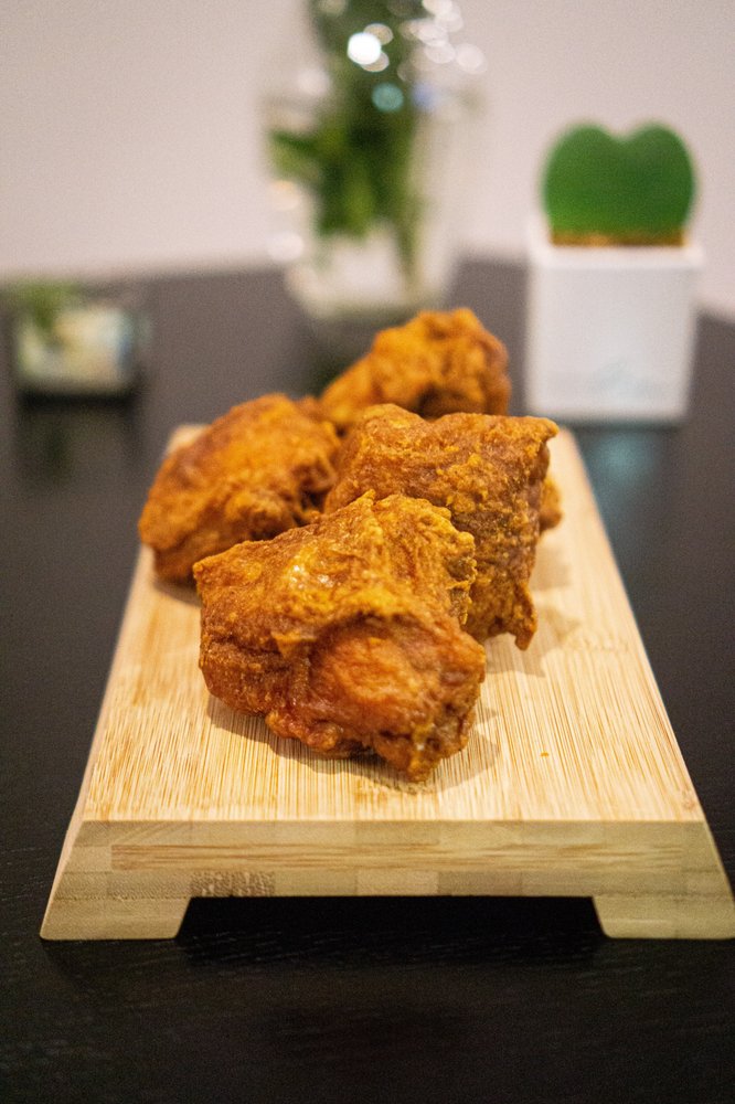 Gus's World Famous Fried Chicken 1815 Washington Ave, Houston
