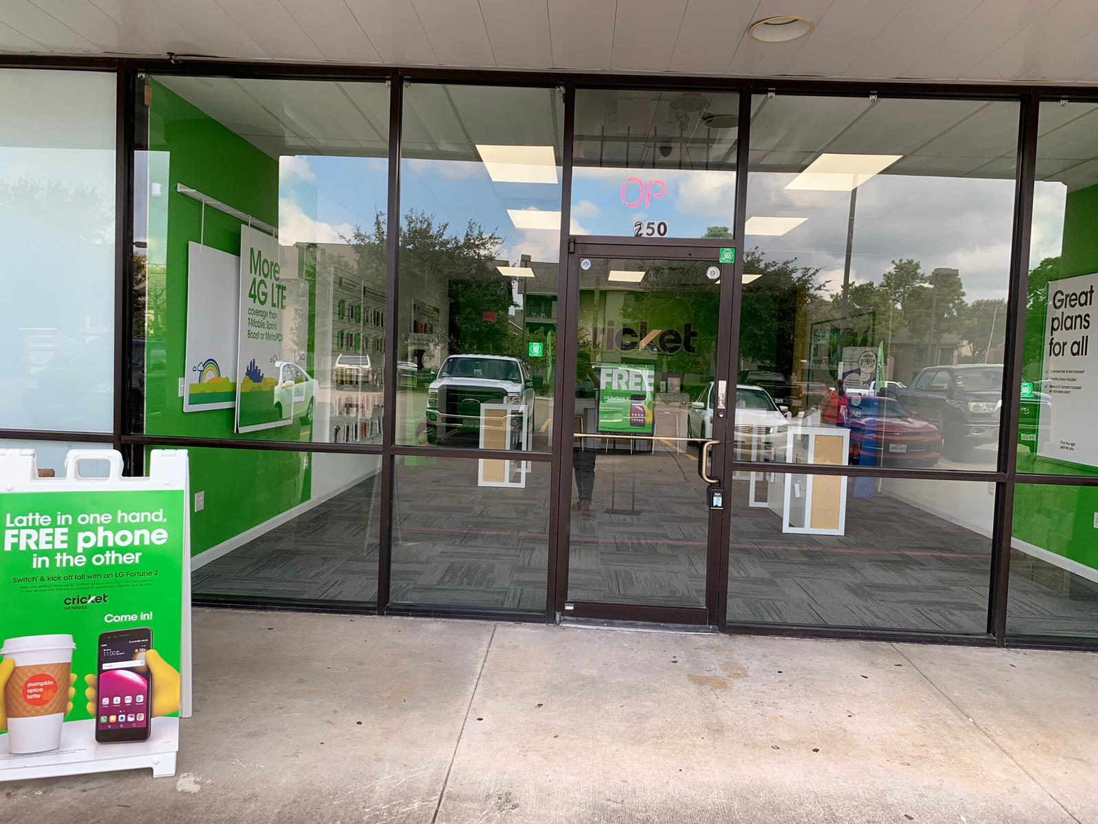 Cricket Wireless Authorized Retailer