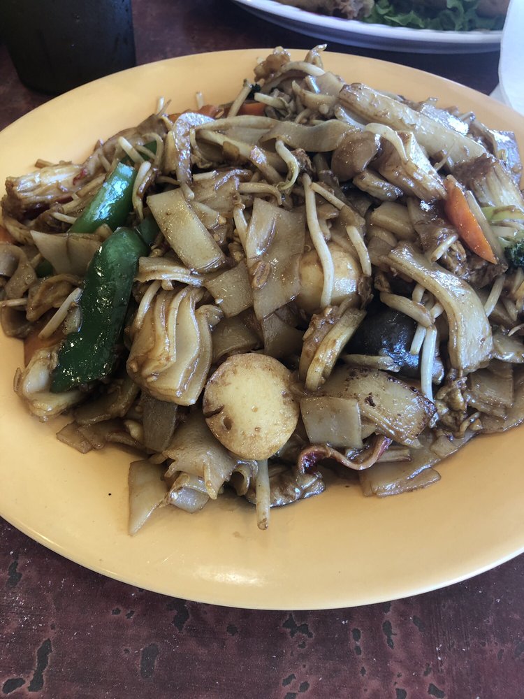 Pho Que Huong 7447 N MacArthur Blvd #170, Irving