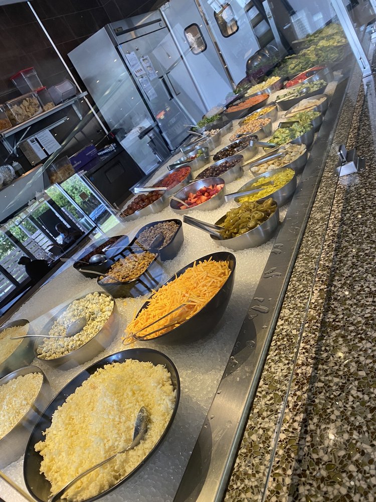 Snappy Salads Las Colinas 6550 N MacArthur Blvd #100, Irving