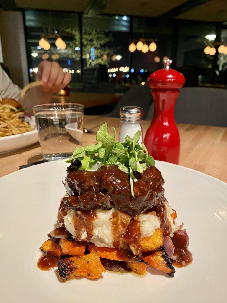 Pacific Table - Las Colinas 5238 N O'Connor Blvd #136, Irving