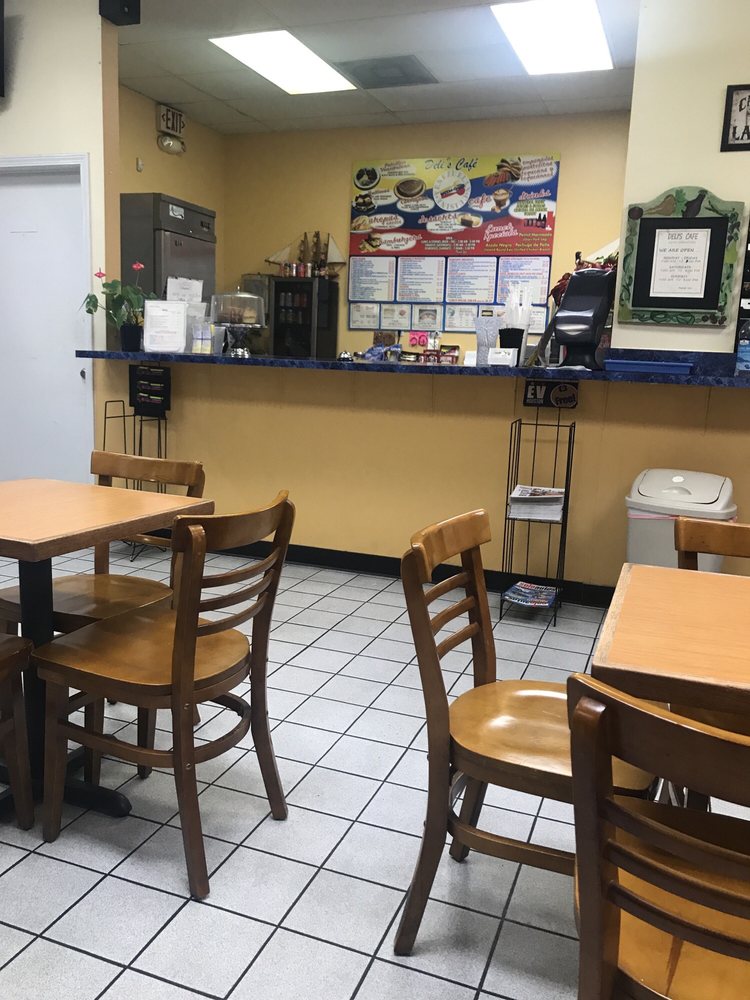 Deli's Cafe 2950 S Mason Rd, Katy