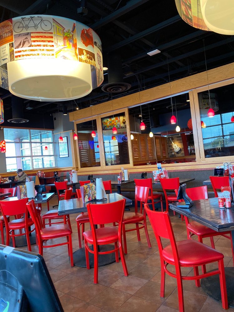 Red Robin Gourmet Burgers and Brews 23318 Mercantile Pkwy, Katy