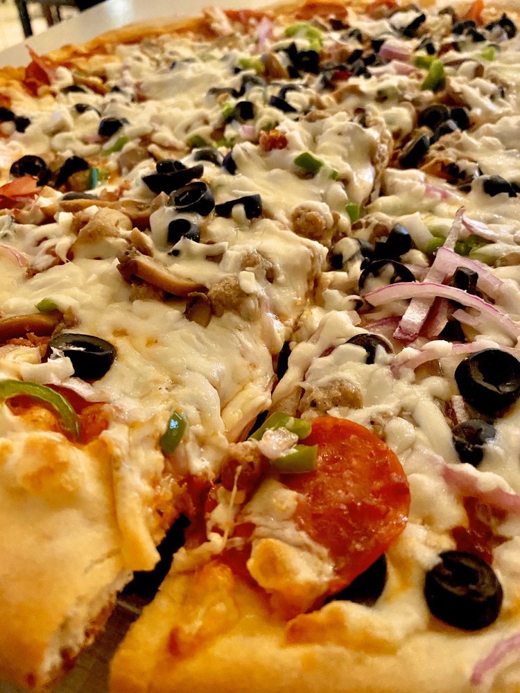 Sal's Pizza 3220 San Bernardo Ave, Laredo