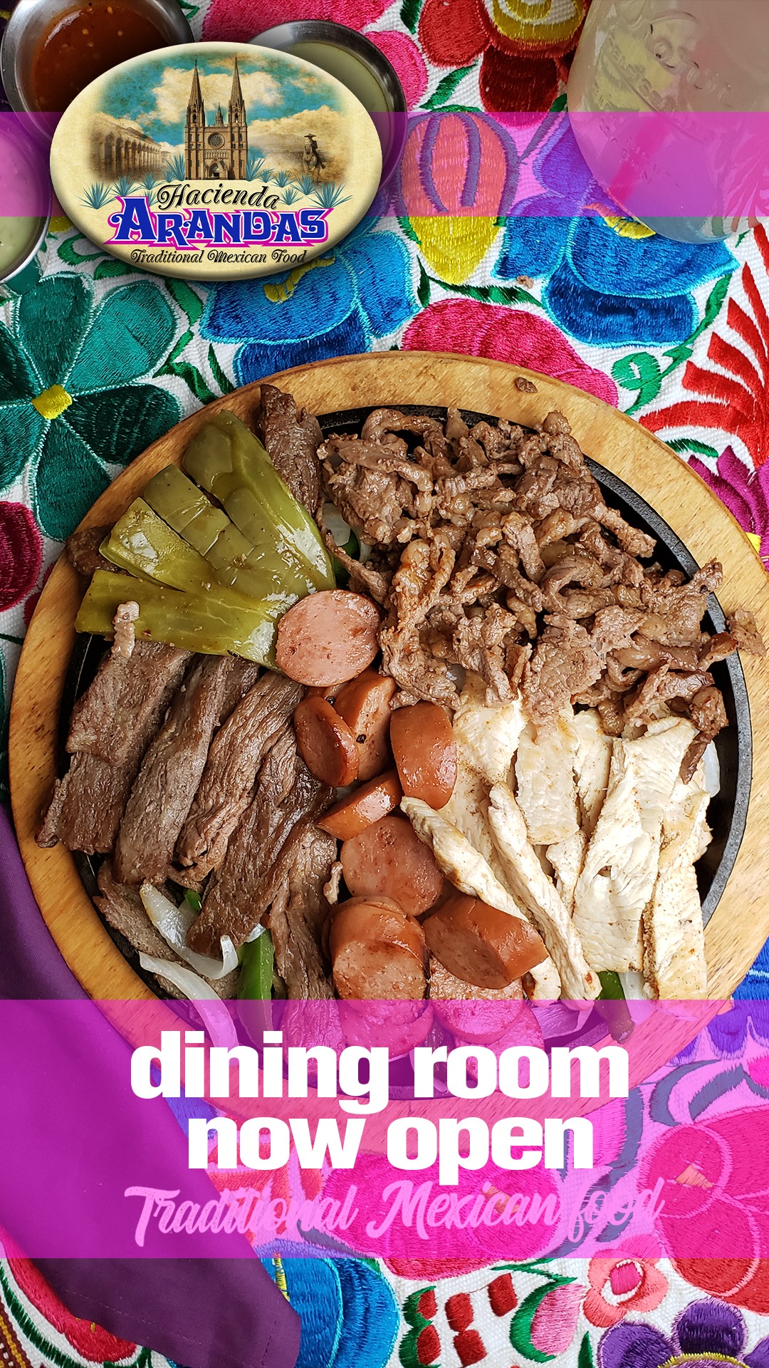 Hacienda Arandas, Shiloh. 611 Shiloh Drive 13 & 14, Laredo