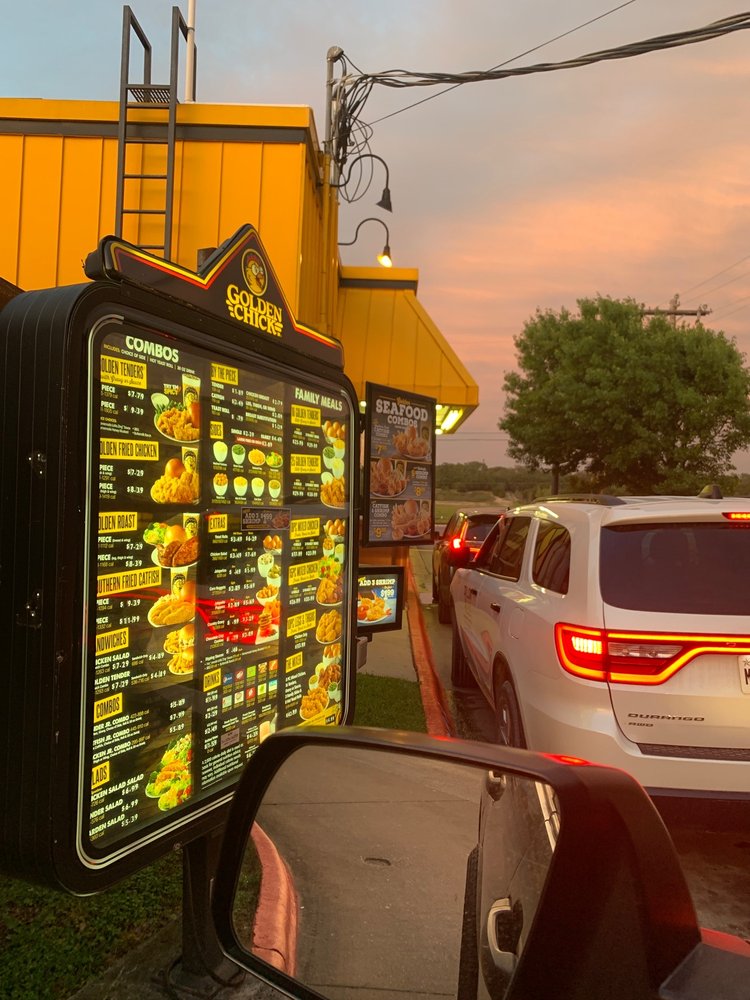 Golden Chick 901 S, US-183, Leander