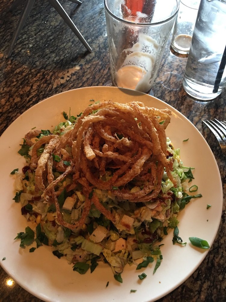 BJ's Restaurant & Brewhouse 4805 S Loop 289 Bldg #100, Lubbock