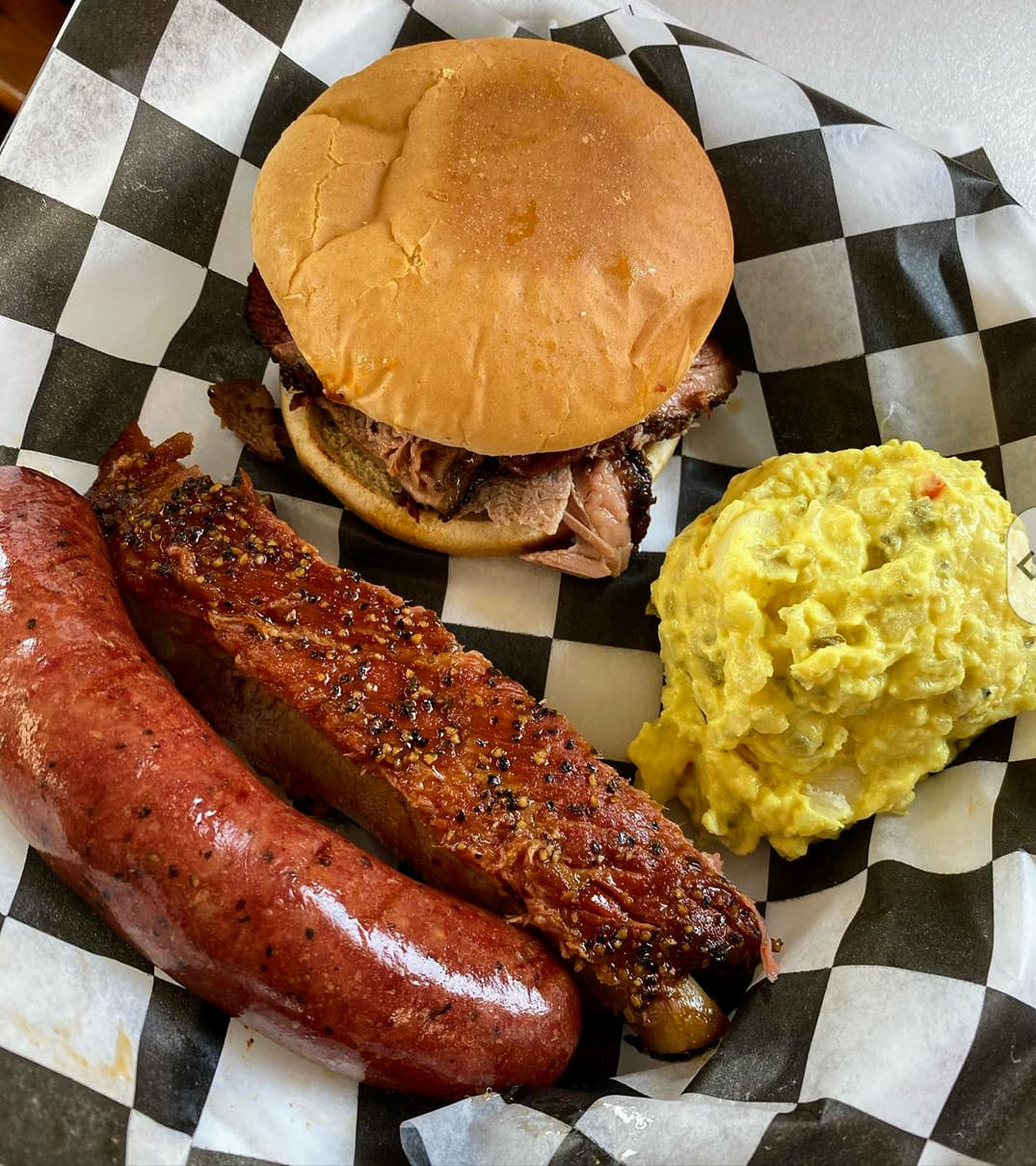 Tom & Bingo's Hickory Pit Bar-B-Que 3006 34th St, Lubbock