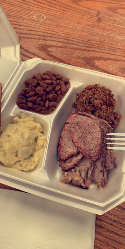 Eddie's Barbeque 1324 E 50th St, Lubbock