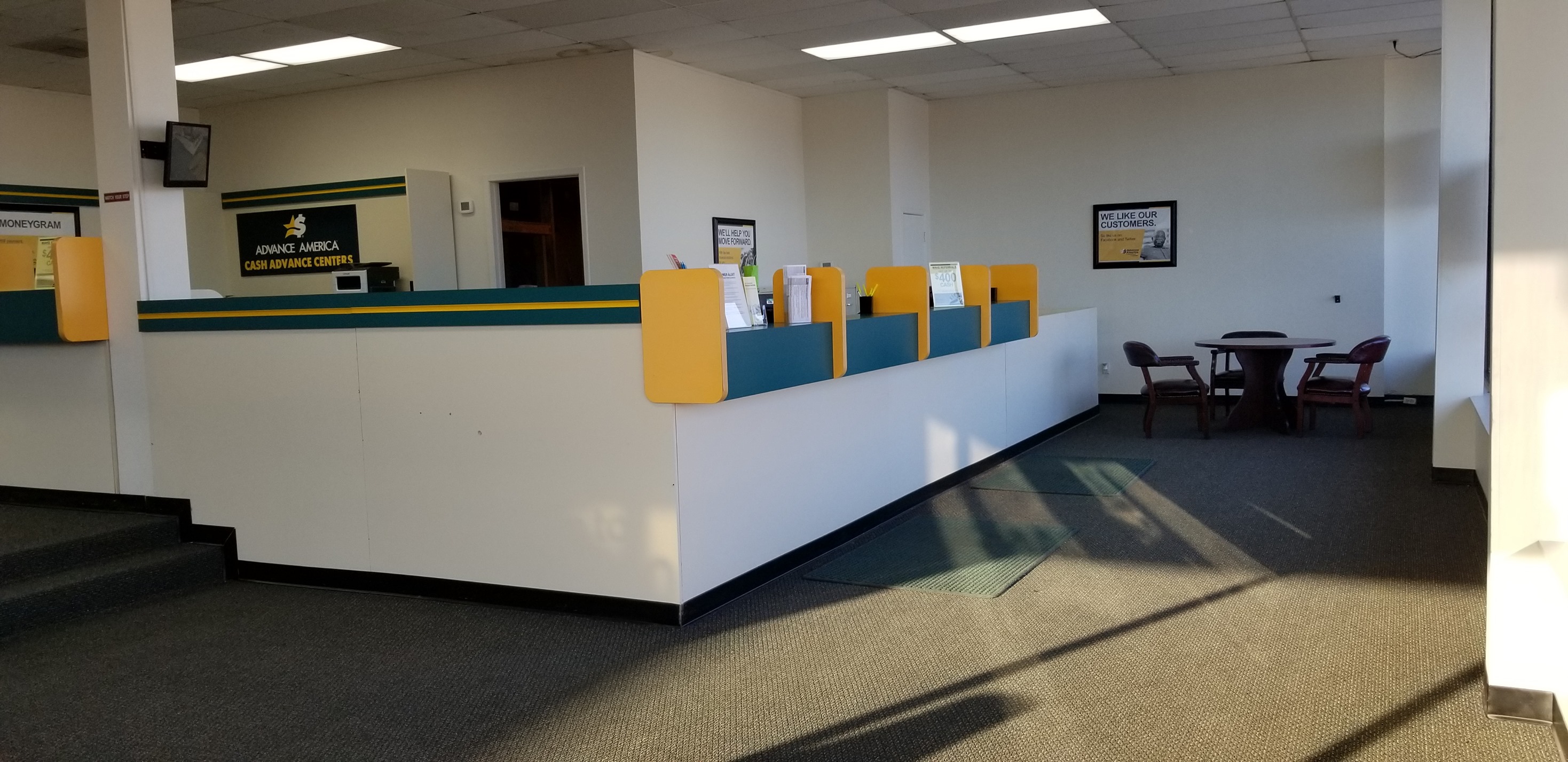 Advance America 454 N Timberland Dr, Lufkin