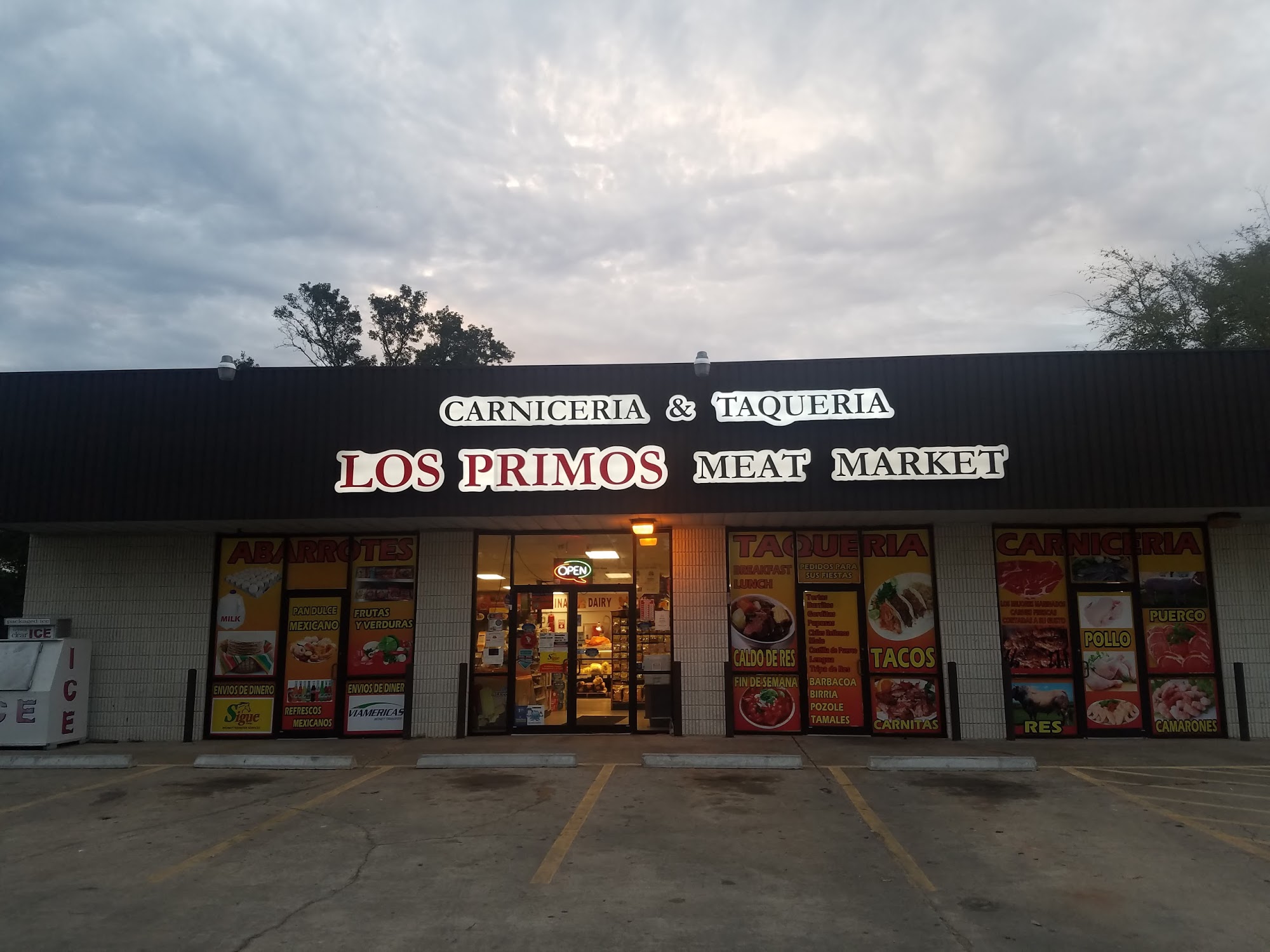 Los Primos Meat Market