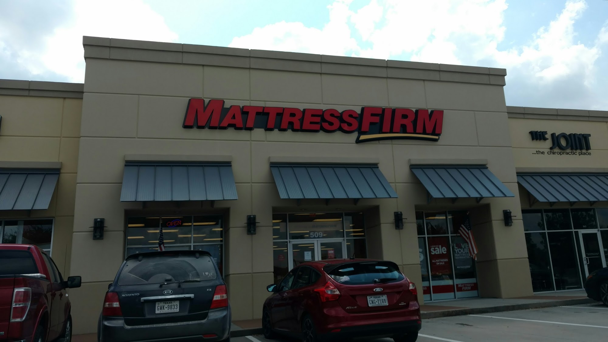 Mattress Firm Magnolia