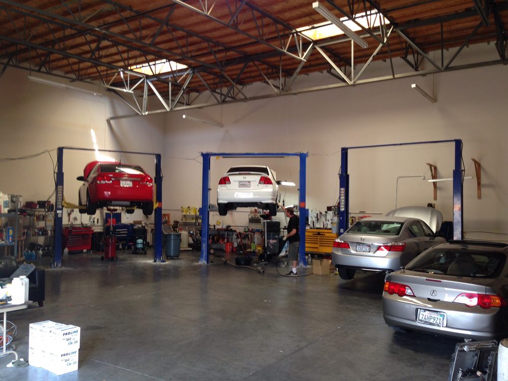 Javelina Auto Repair 701 South Avenue C, Marathon