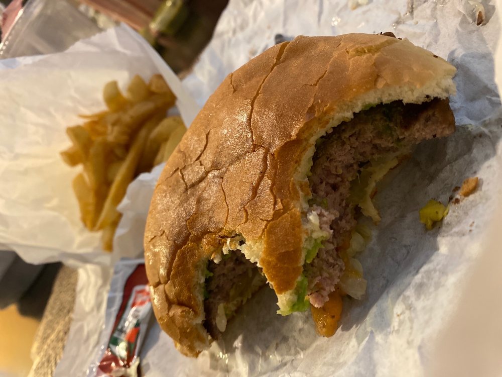 London Grill & Tavern 129 E Nolana Ave, McAllen