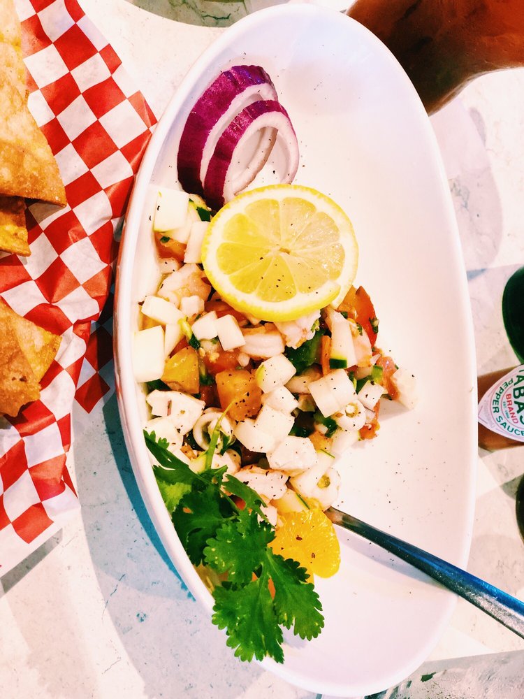 Foxiis Restaurant & Grill 213 E Farm to Market Rd 544 Suite 311, Murphy