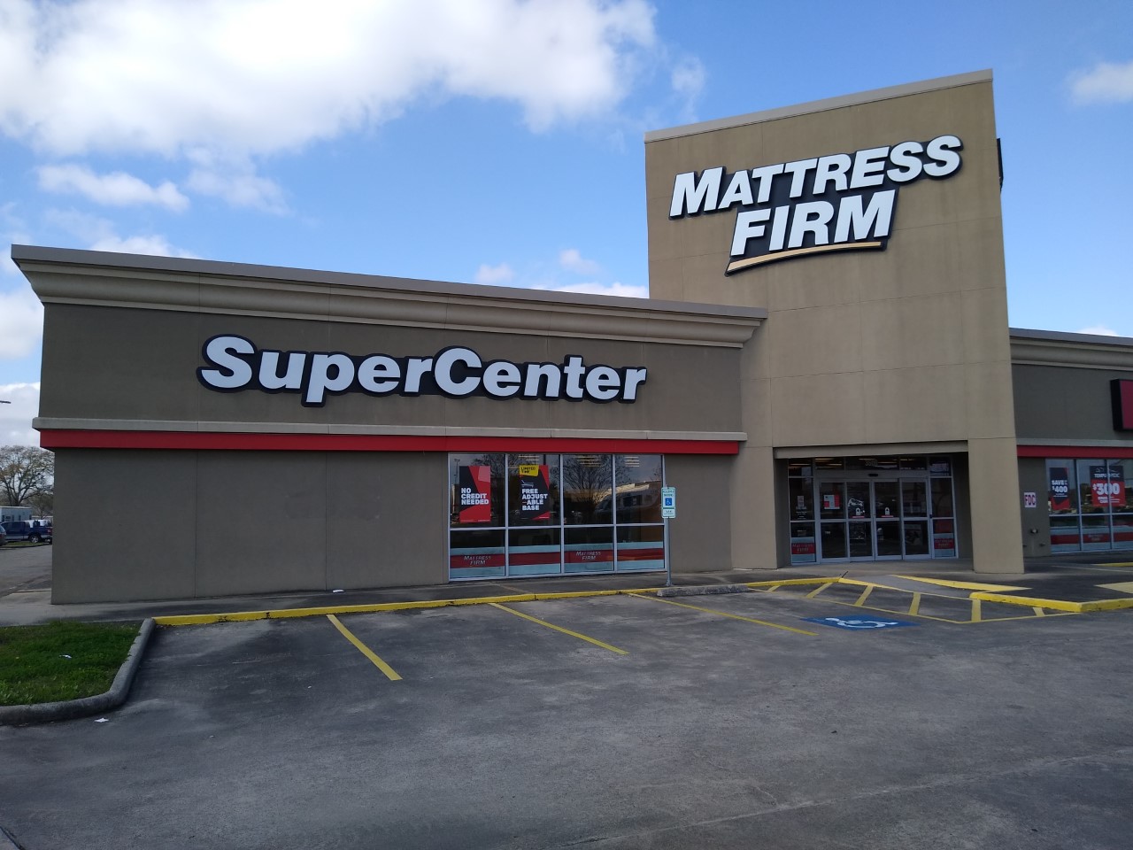 Mattress Firm Port Arthur Clearance Center