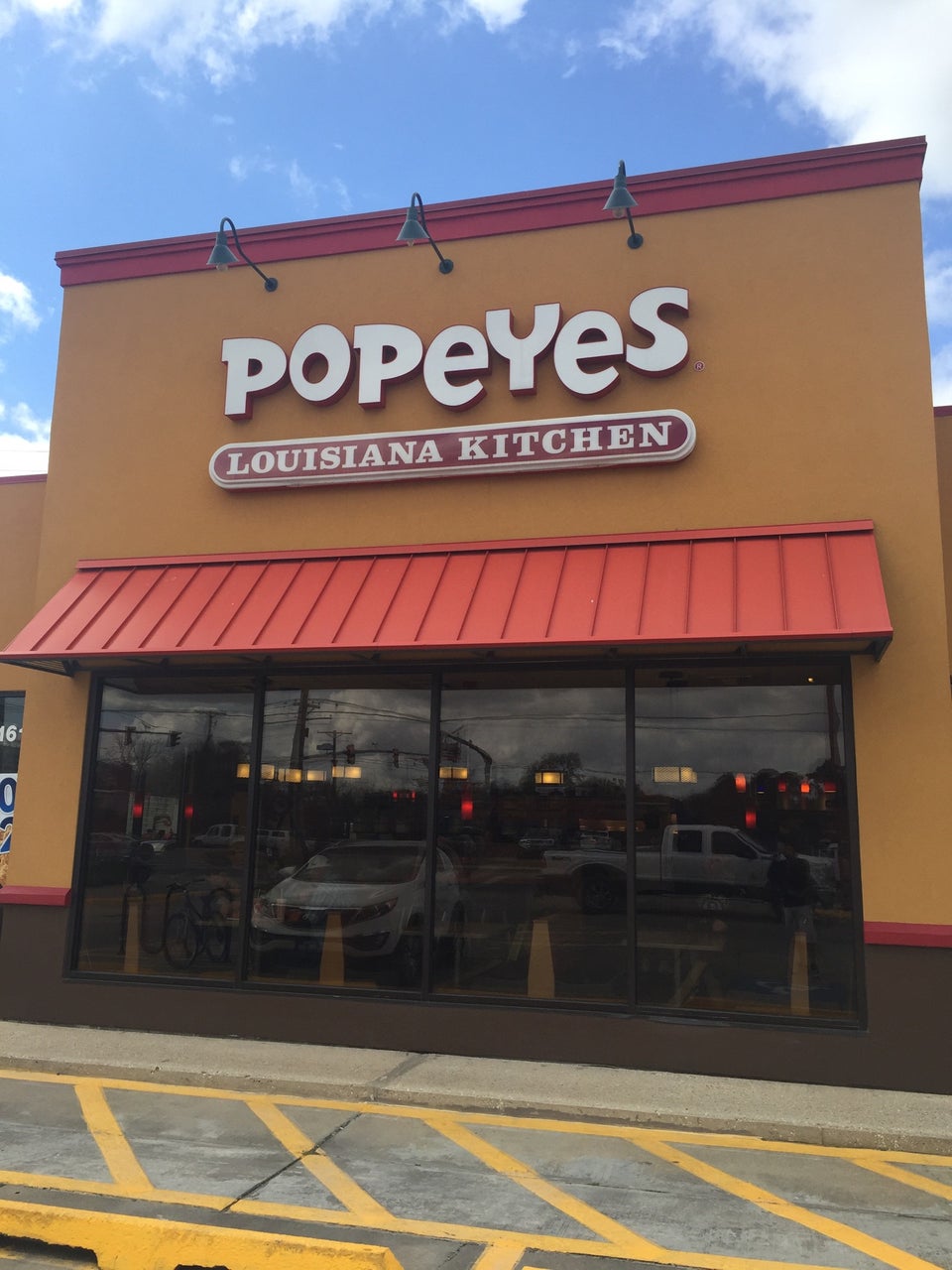Popeyes Louisiana Kitchen 1604 Link Ave, Orange