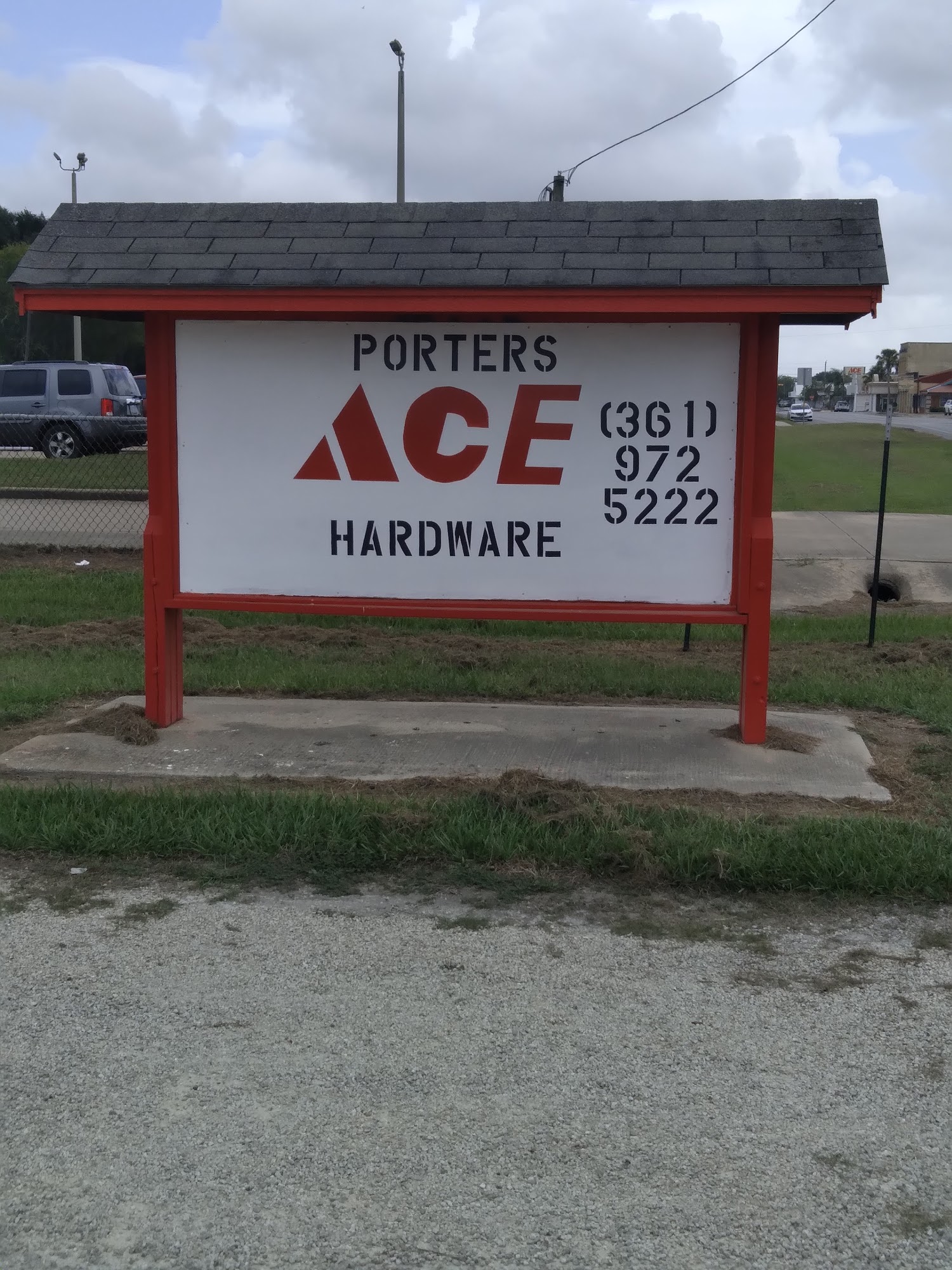 Porter's Ace Hardware
