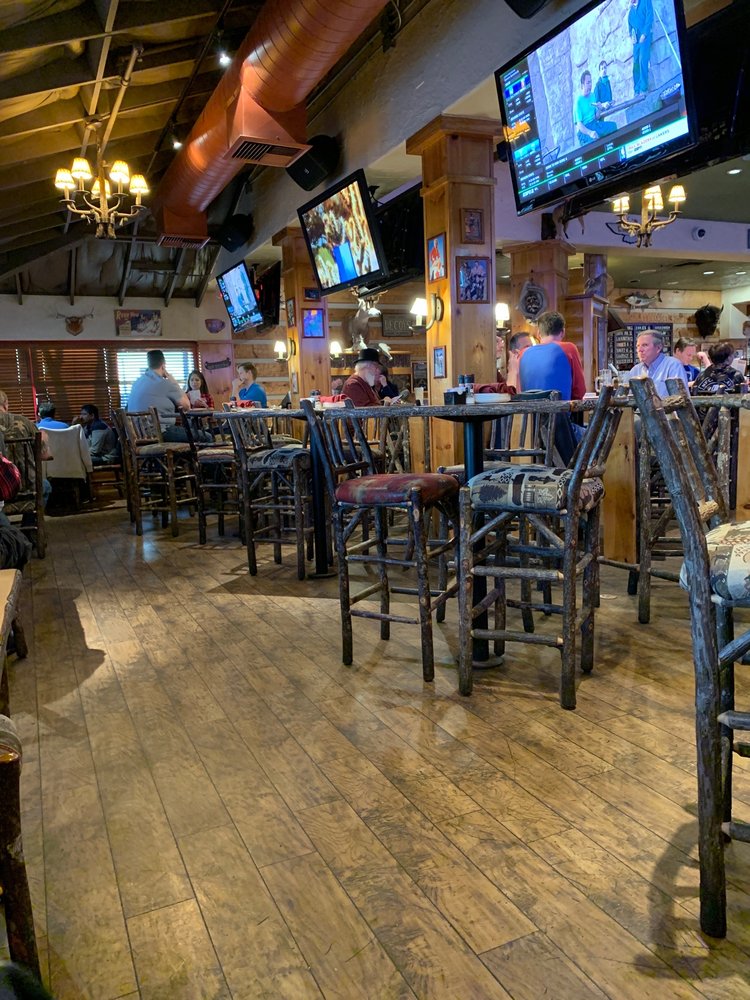 Twin Peaks Restaurant 1700 N Central Expy, Plano