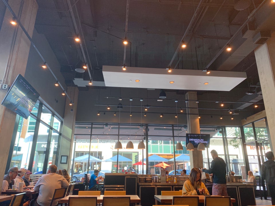 Shake Shack 7401 Windrose Ave, Plano