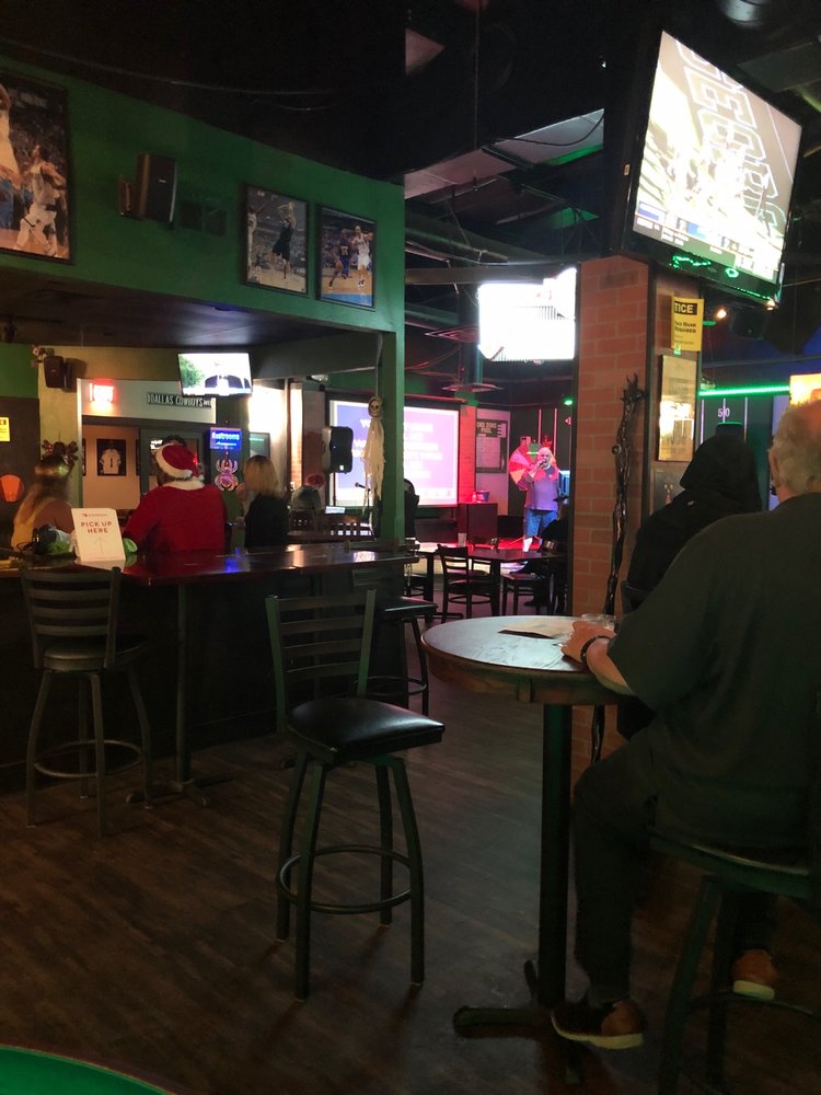 End Zone - Plano 3033 W Parker Rd #109, Plano