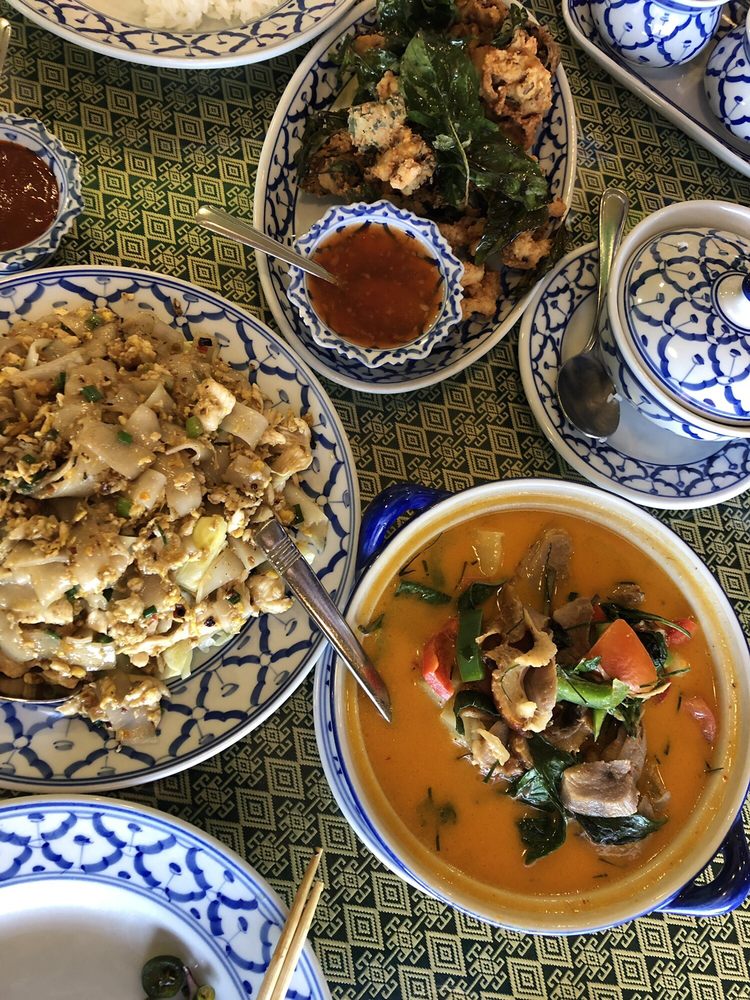 Ruang Thai Restaurant 328, 7491, 1301 Custer Rd, Plano