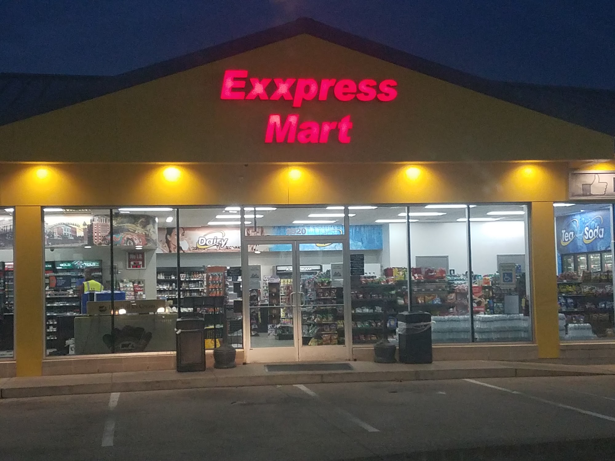 Exxpress Mart