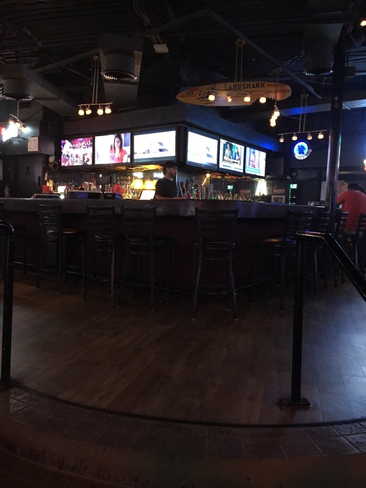 Richardson Bar & Grill 1411 E Campbell Rd #101, Richardson