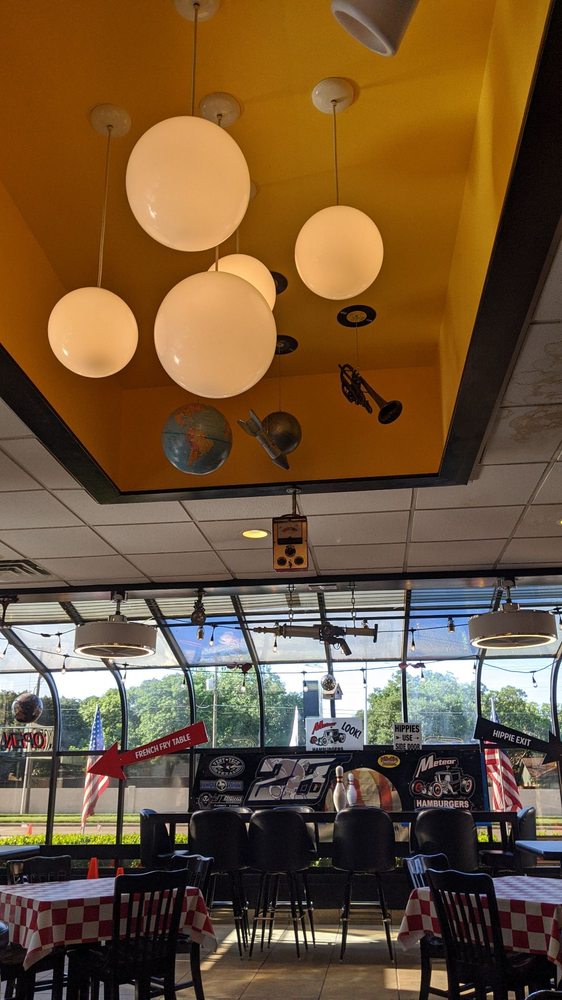 Meteor Hamburgers Richardson, Tx 1608 E Belt Line Rd, Richardson