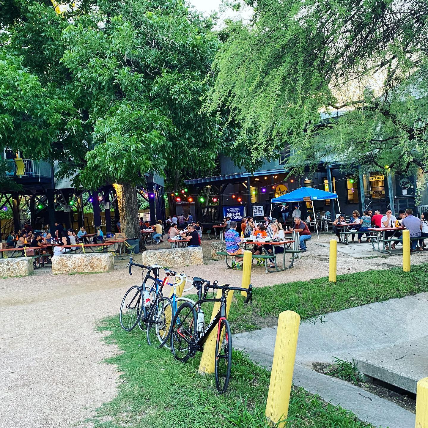 La Tuna Grill 100 Probandt St, San Antonio