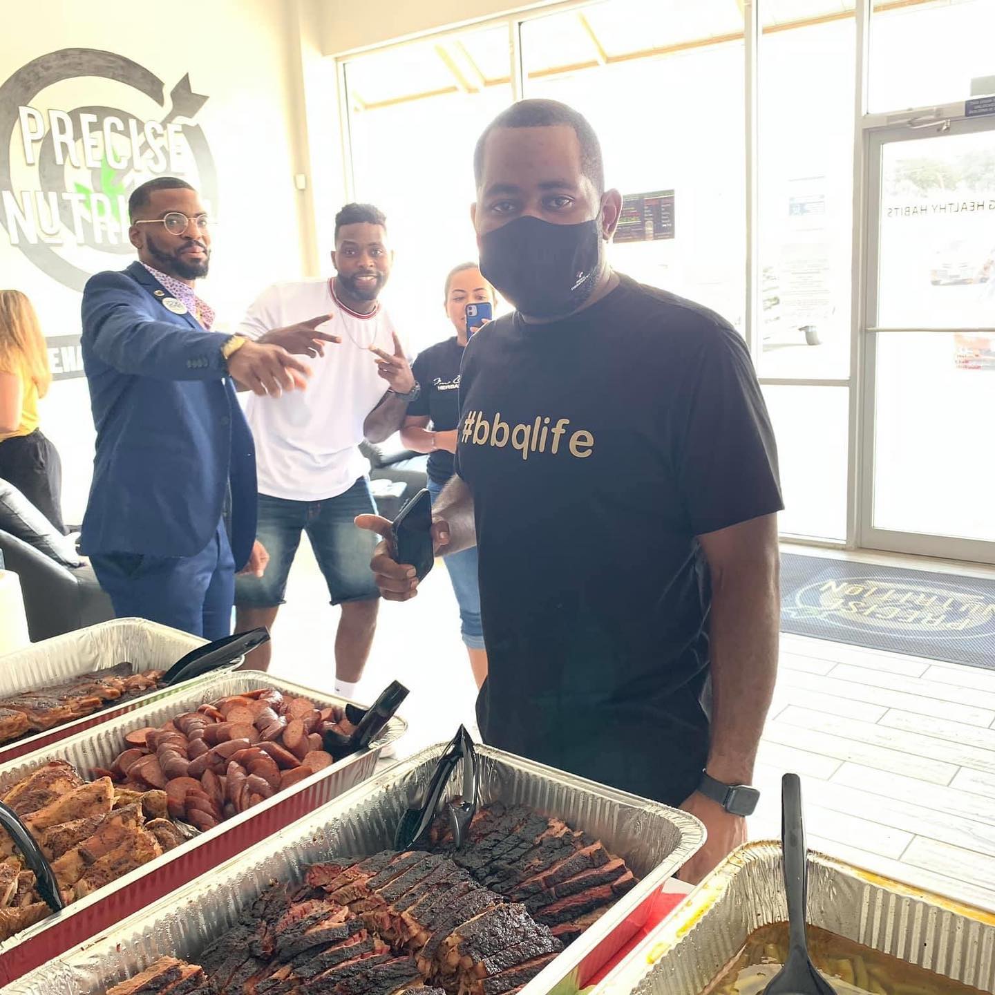 BBQLIFE By Chris 902 S WW White Rd, San Antonio