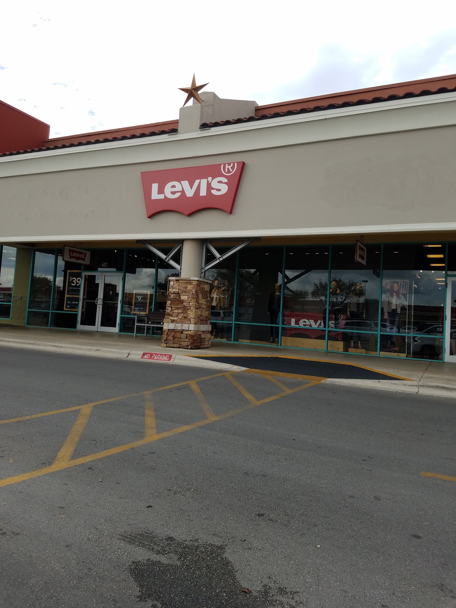 Levi’s Outlet Store