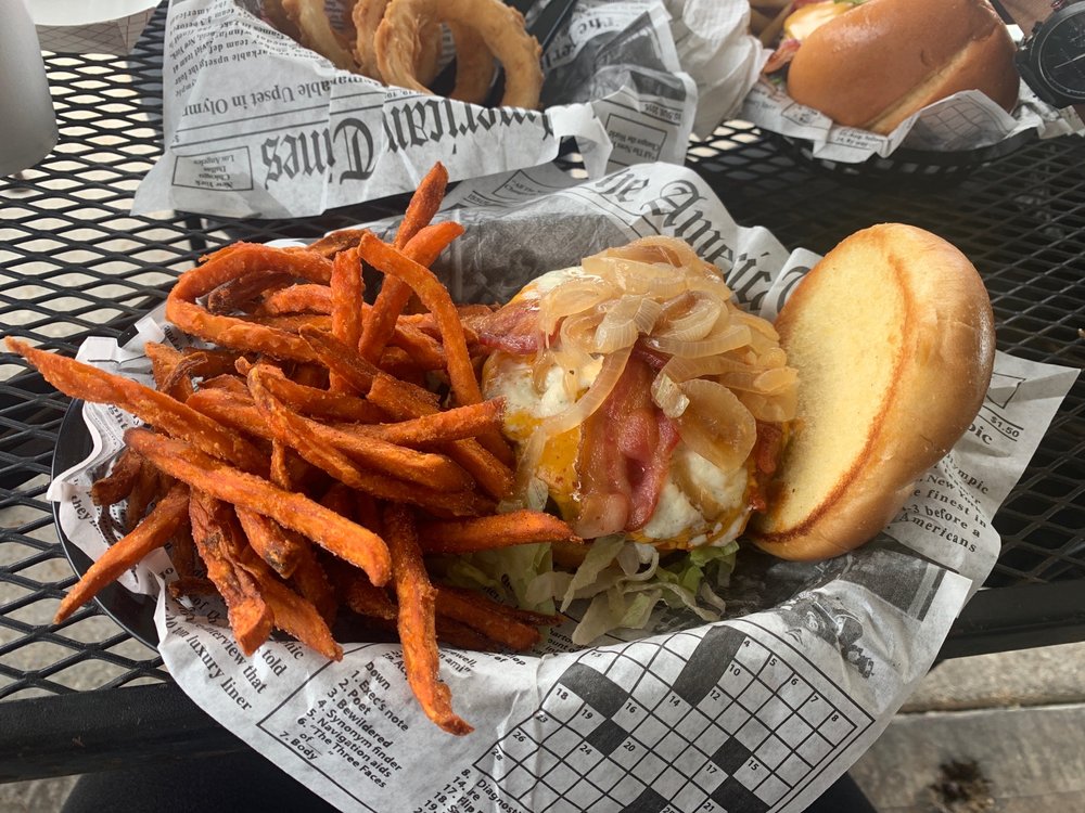 3B's Burgers & Beer 466 Rayford Rd #107, Spring