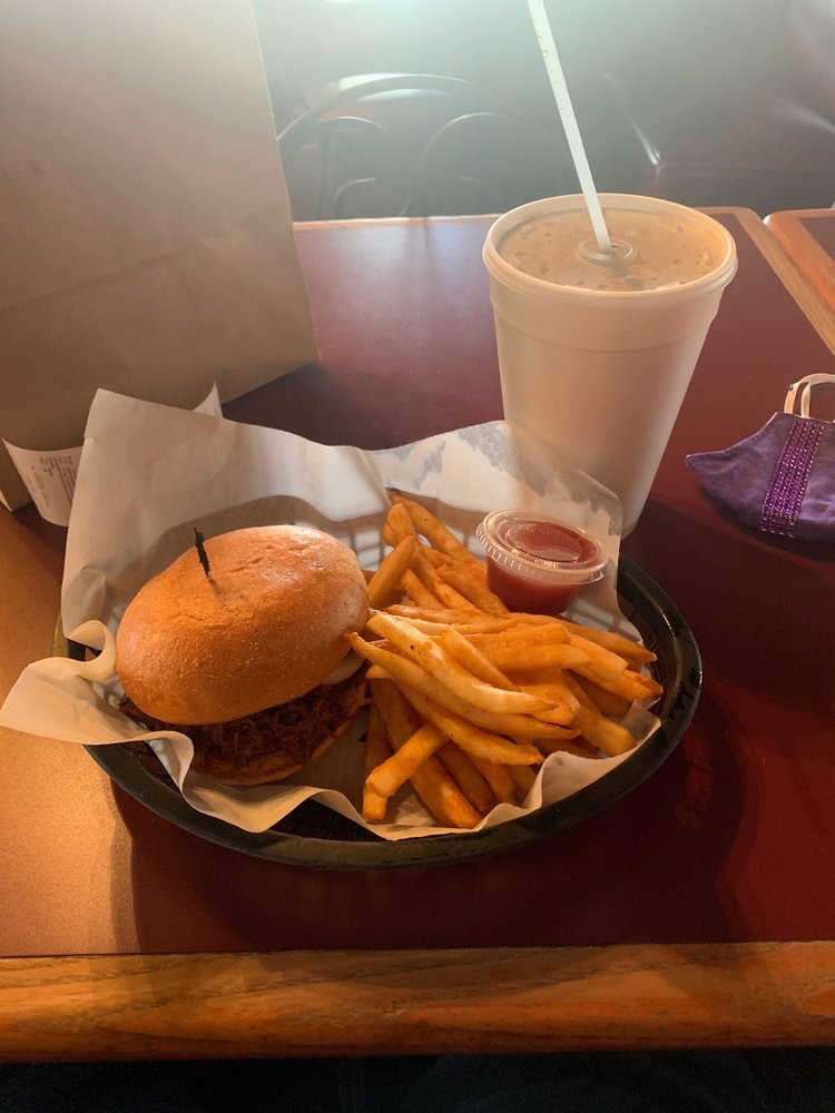Loose Caboose 26403 Preston Ave, Spring