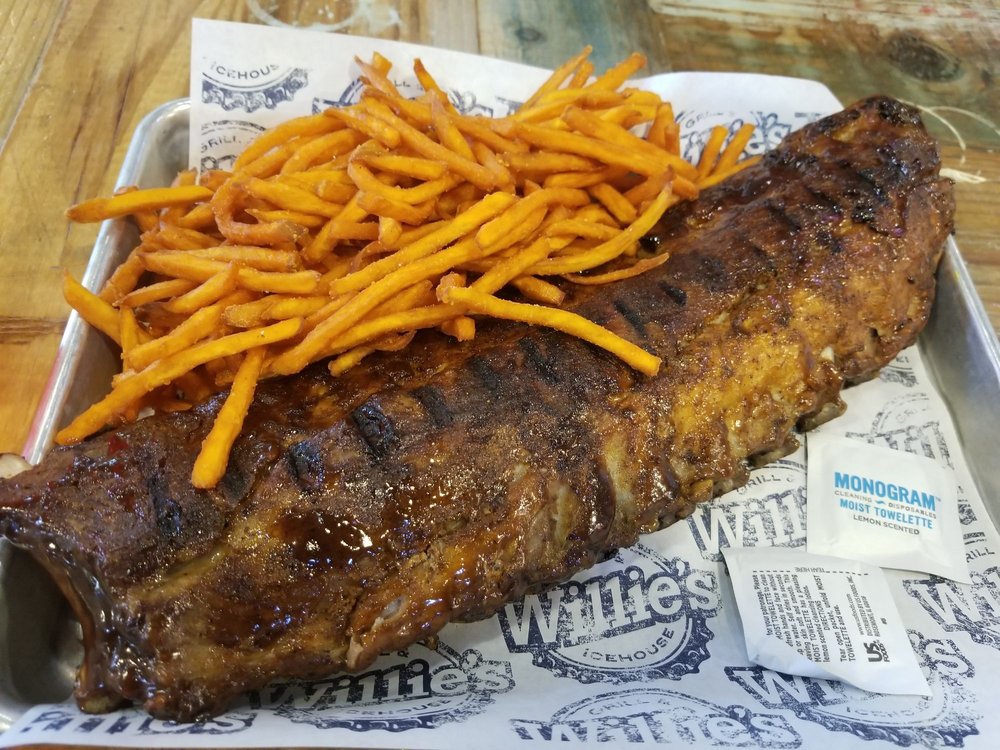Willie's Grill & Icehouse 6815 N Grand Pkwy W, Spring