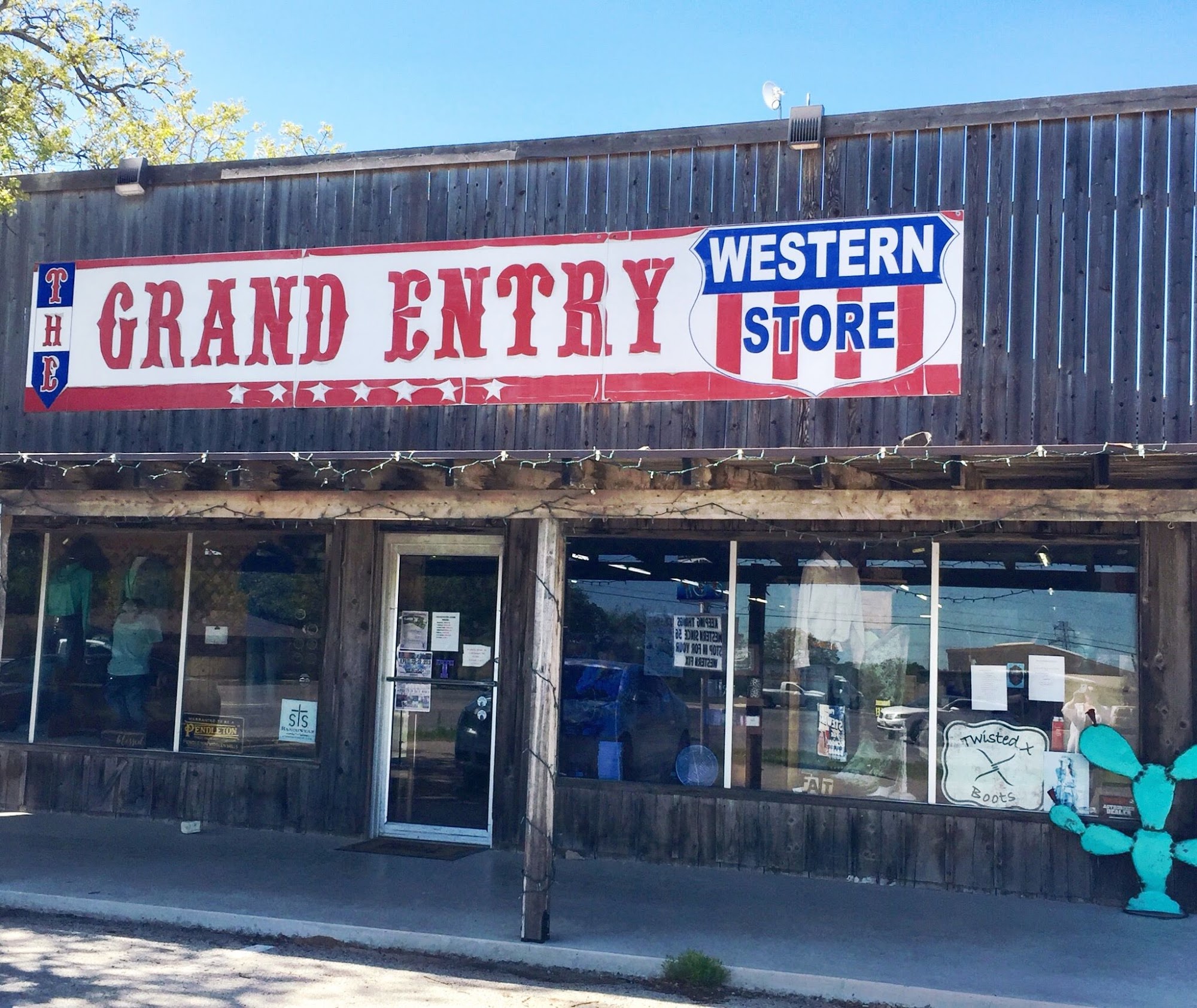 Chick Elms Grand Entry Western Store & Chick Elms Rodeo Shop