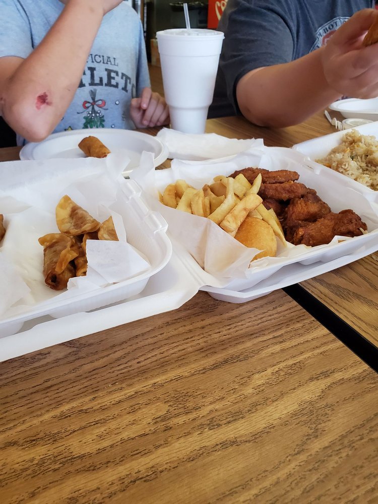 New York Hot Wings 1621 W 7th St, Texarkana