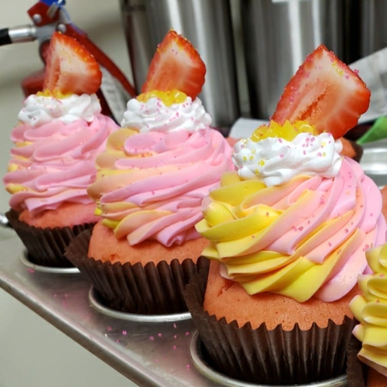 SmallCakes 3626 Richmond Rd, Texarkana