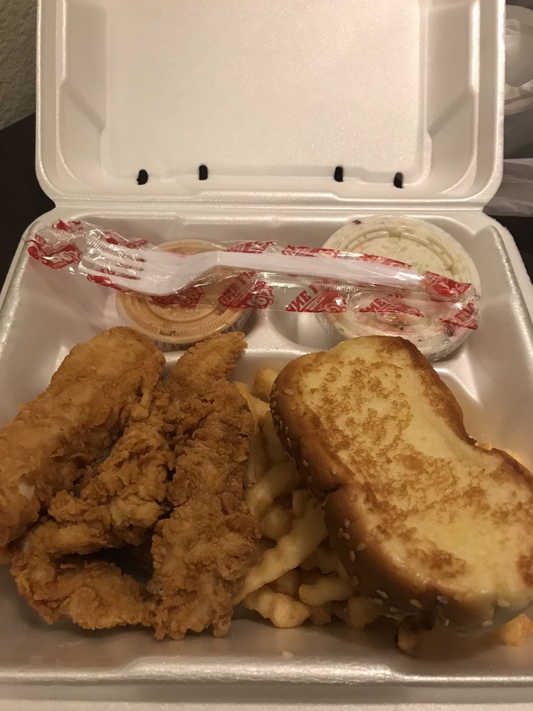 Raising Cane's Chicken Fingers 2505 Richmond Rd, Texarkana
