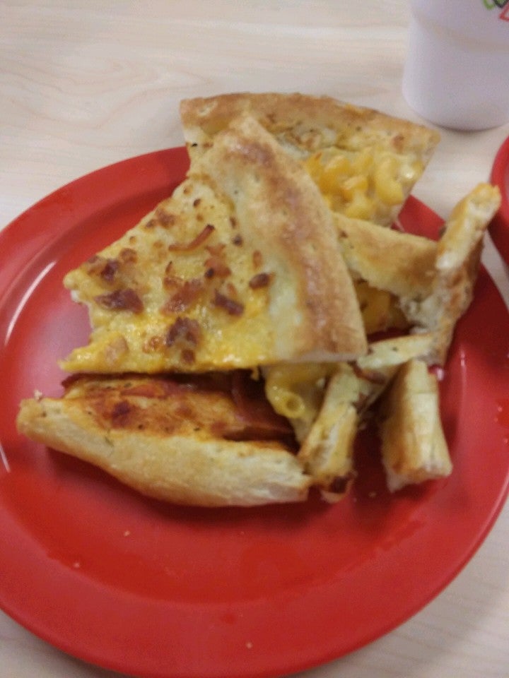 Cicis Pizza 2535 Richmond Rd, Texarkana