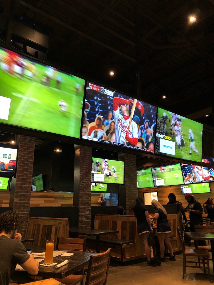 Walk-On's Sports Bistreaux 5209 W Park Blvd, Texarkana