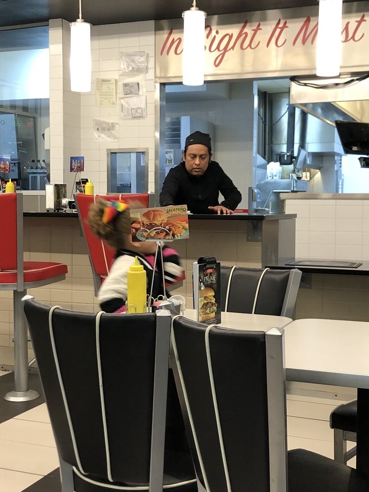 Steak 'n Shake 7205 S Broadway Ave, Tyler
