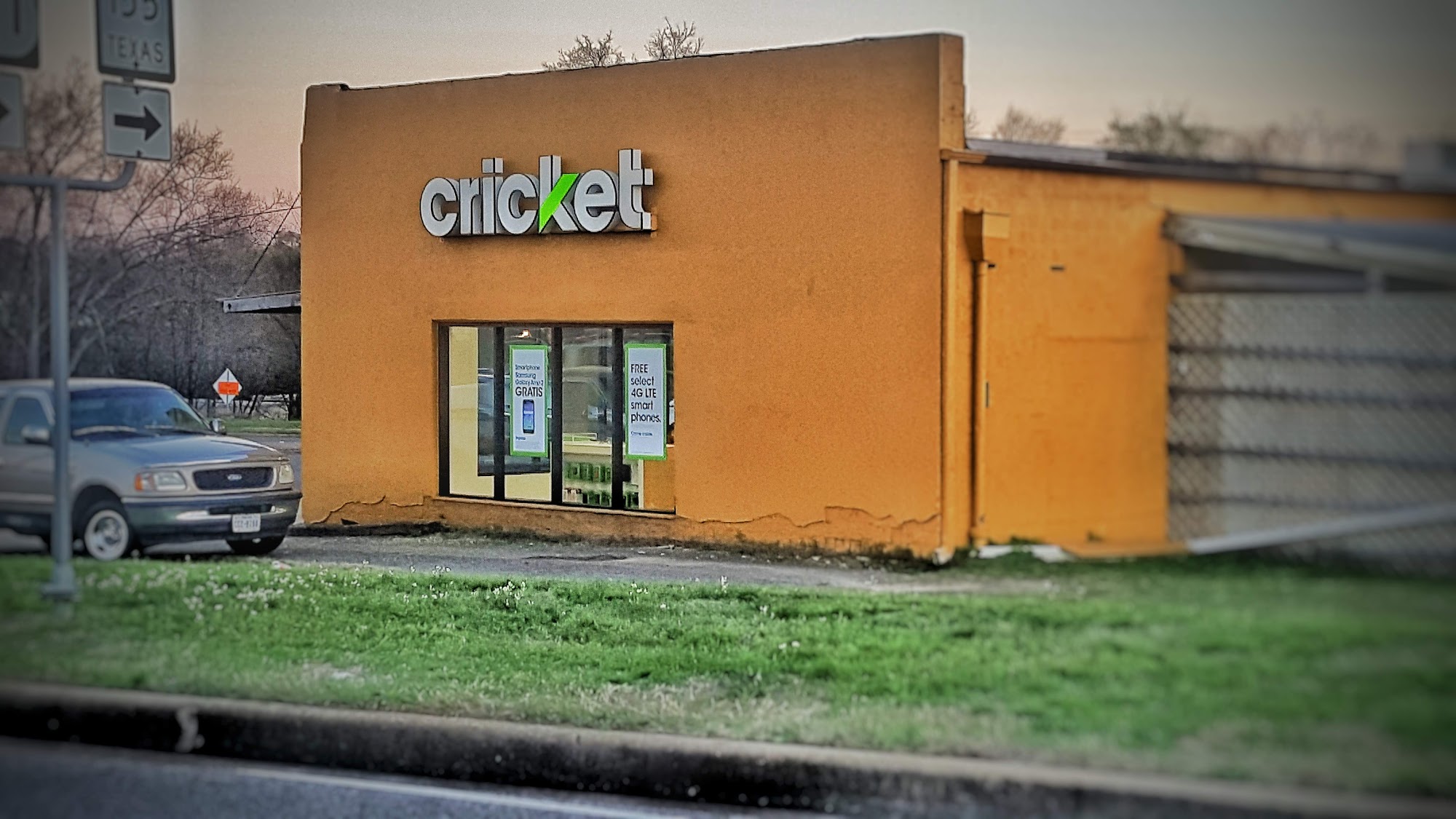 Cricket Wireless Authorized Retailer