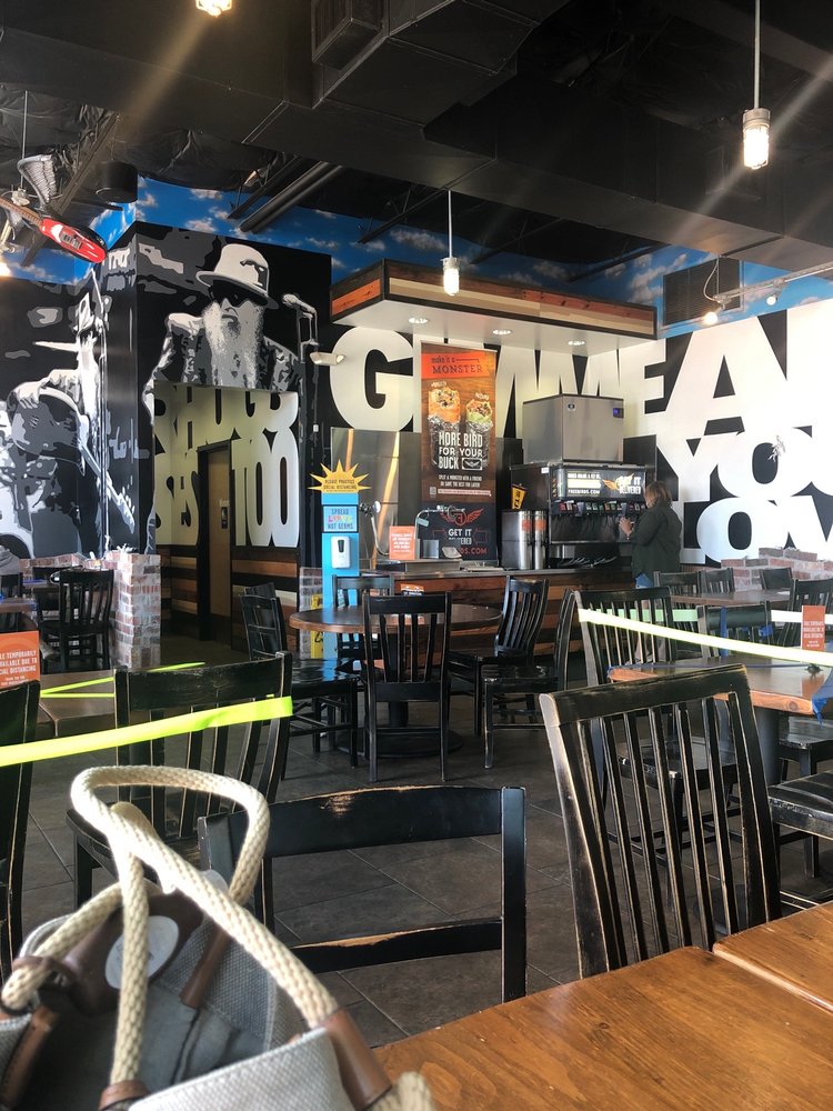 Freebirds World Burrito 5105 S Broadway Ave, Tyler