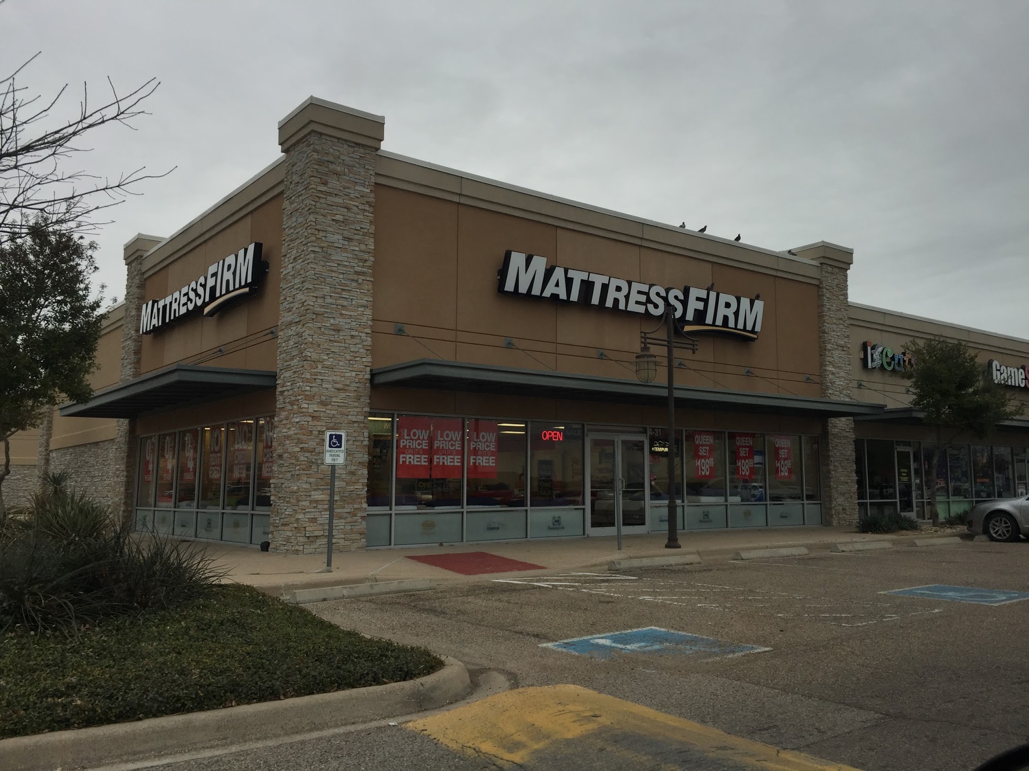 Mattress Firm Central Texas Marketplace